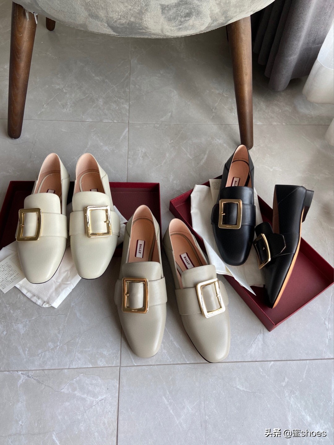 女士气质中跟鞋软皮,女士气质中跟鞋30岁