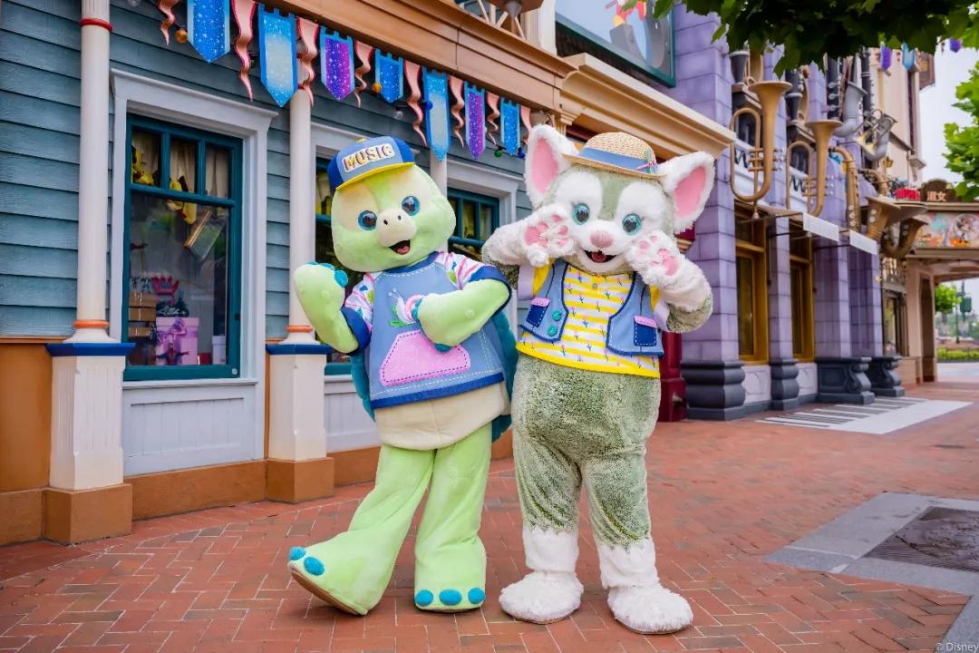 上海迪士尼乐园有多少免费停车,上海迪士尼度假区夏日