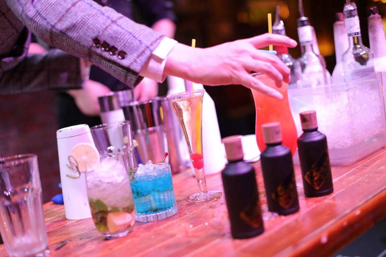 洋河酒小黑瓶,洋河小黑瓶小郎酒