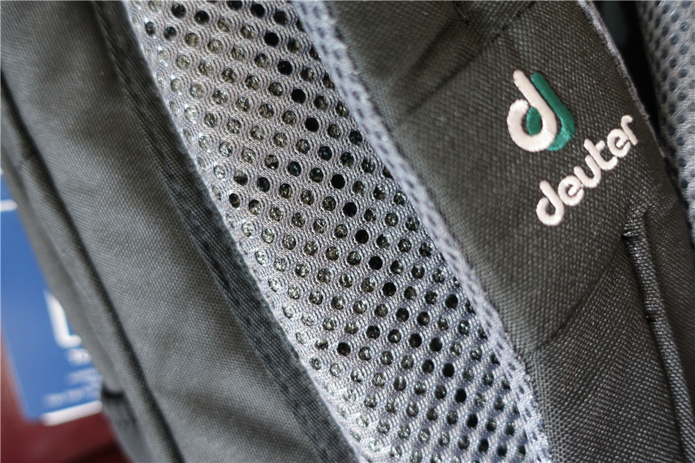 轻量化双肩包测评,多特背包giga