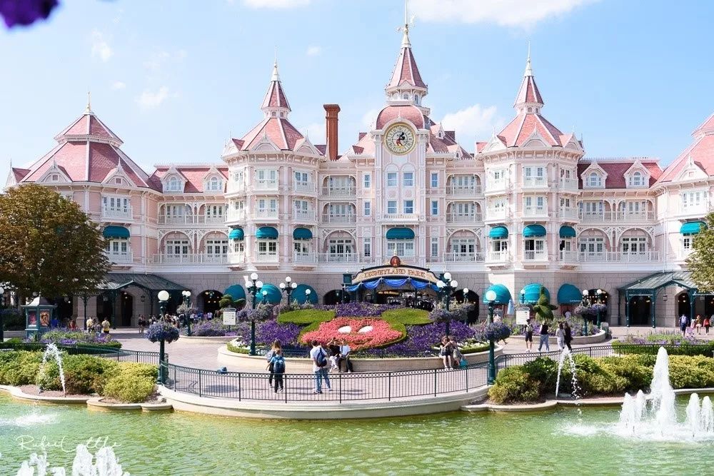 欧洲迪士尼亏损深层次原因,巴黎迪士尼是赚钱还是亏钱