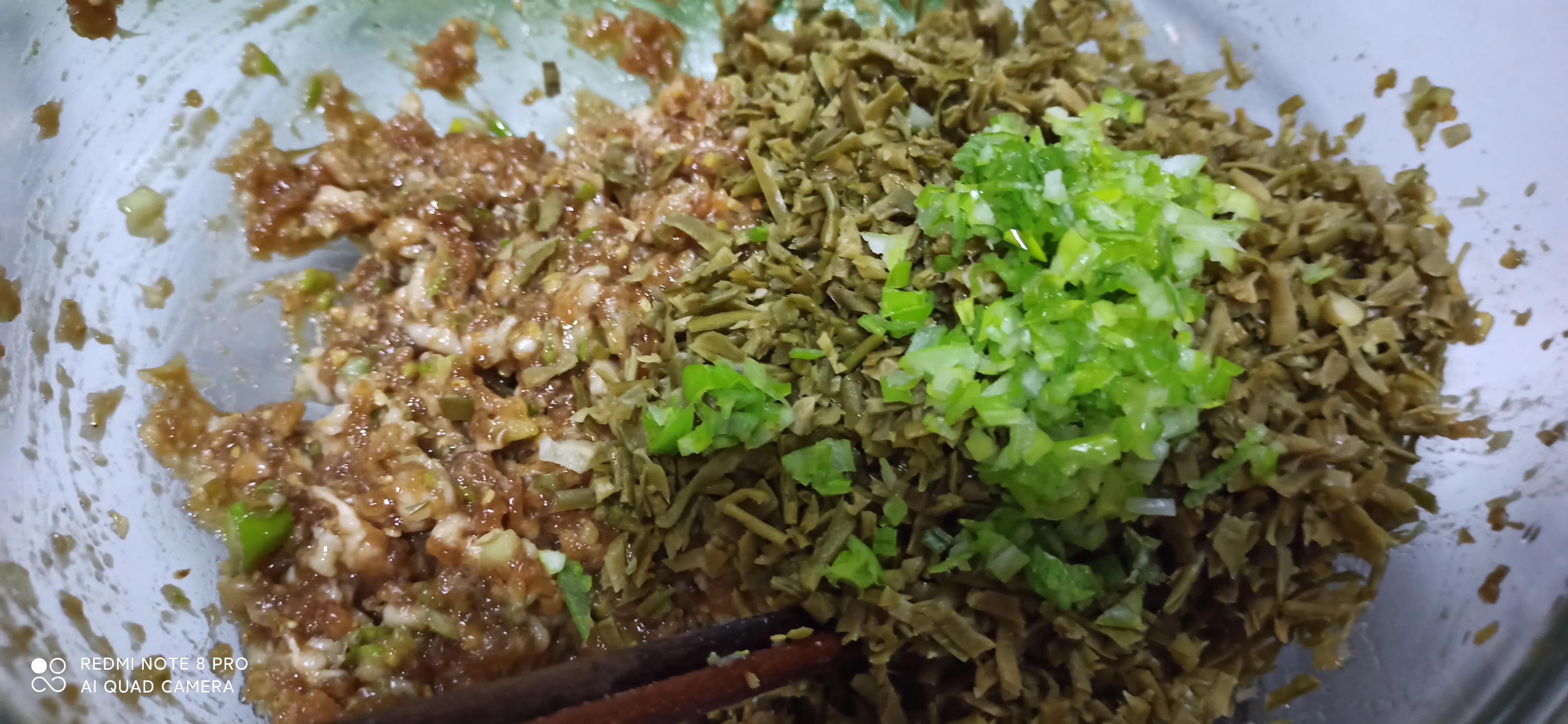 饺子馅这样做鲜嫩多汁太喜欢吃了,饺子馅好吃有秘诀关键在这两步