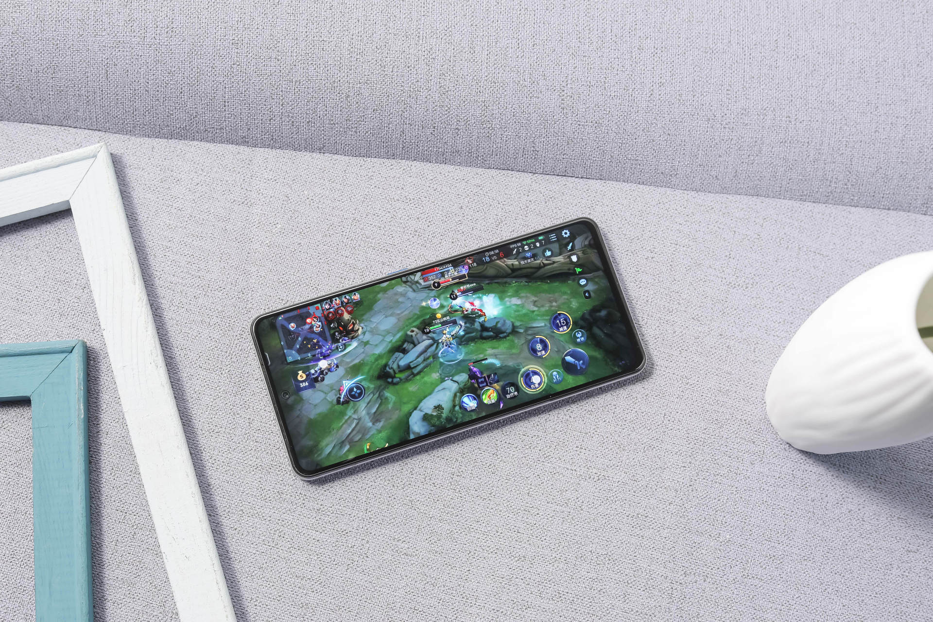 iqoo7pro和iqoo8pro哪个值得入手,iqoo7放到现在还值得入手吗