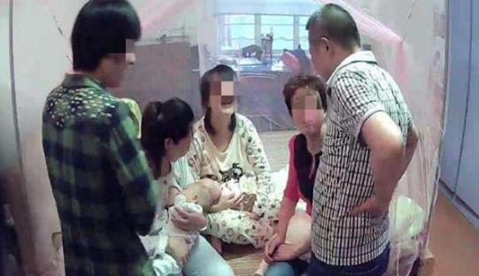 双胞胎姐妹喝豆浆和喝牛奶的区别,双胞胎一个喝奶一个喝豆浆