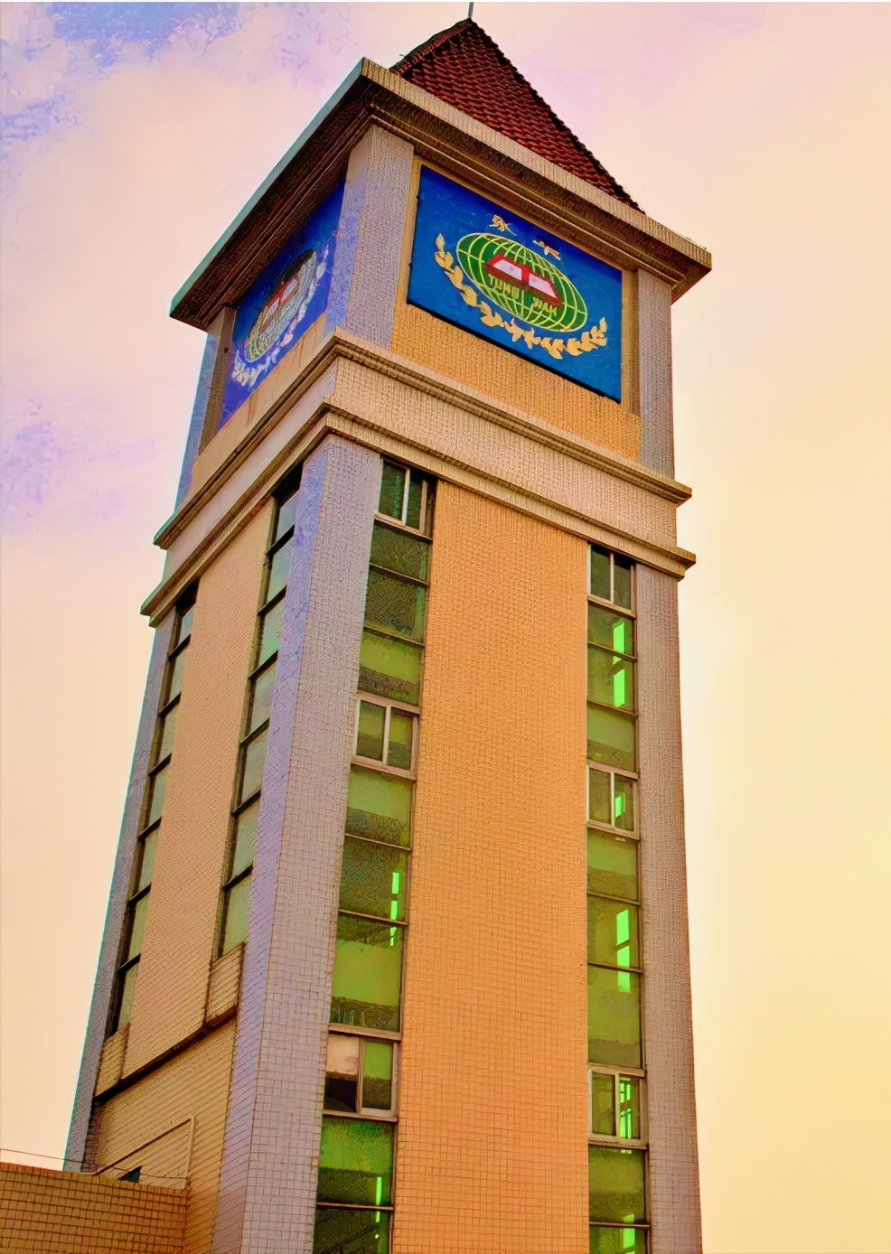 东莞东华高级中学是私立吗,东莞东华高级中学办学特点