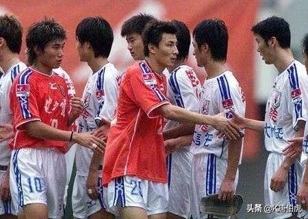 中国足球郑智李玮峰,李金羽李玮锋郑智同时代的球员