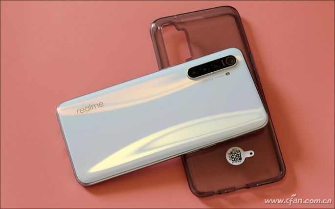 realmeX2评测:普及6400万鹰眼四摄的急先锋