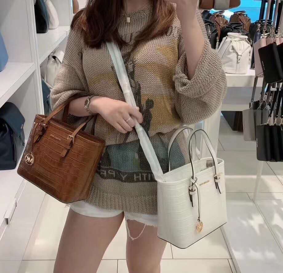 国外代购月入十万,个人海外代购好做吗