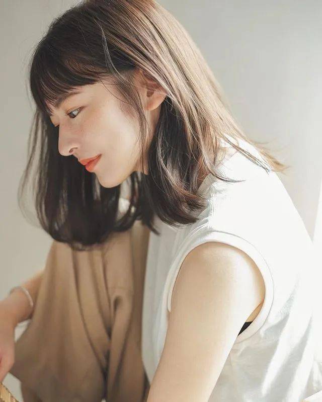 头发蓬松小妙招教你如何做发型,头发蓬松小妙招简单