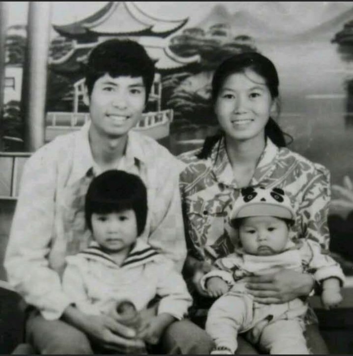 同一个世界同一个妈妈的样子,同一个世界同一个妈妈外国版