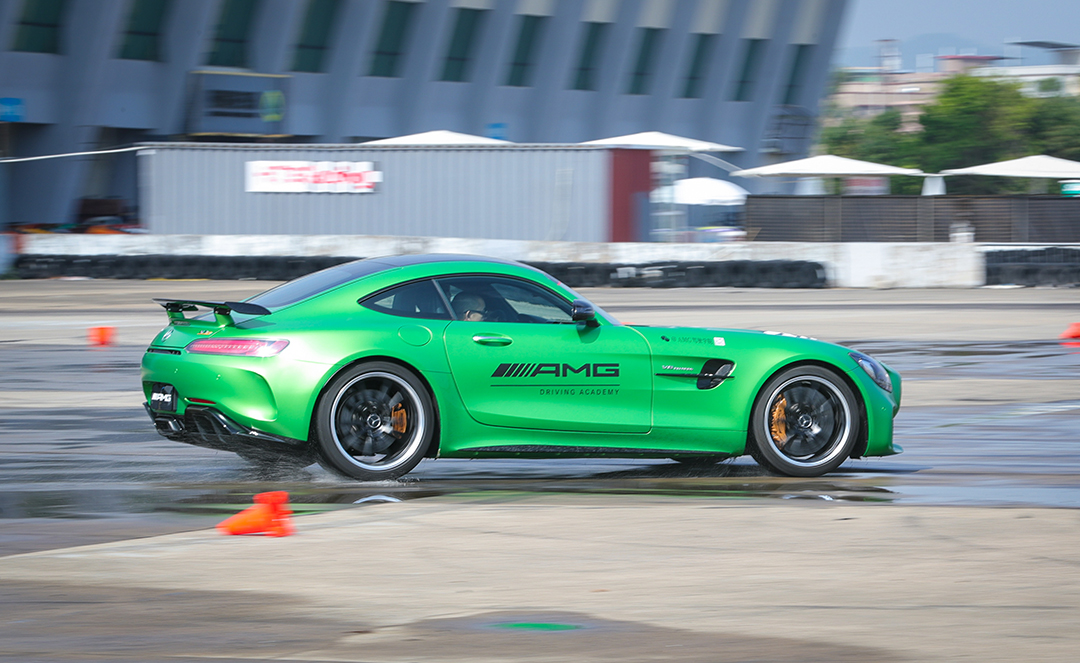AMG驾驶学院珠海站,来自“忠实铁粉”的七千字心得报告
