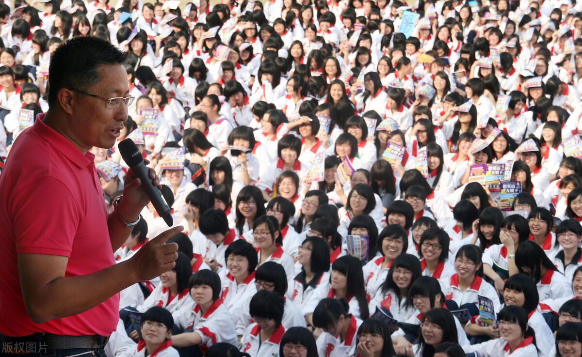 疯狂英语李阳家暴事件启示,李阳“家暴门”后发声