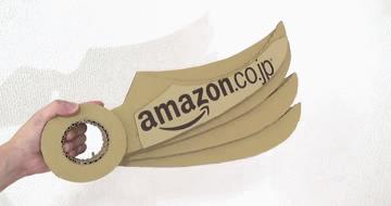 大隐隐于市！日本高玩用纸箱自制各种可变换形态道具，走红网络