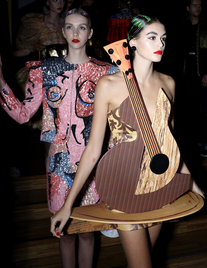 盘点四大时装周那些看不懂的奇葩设计，这15个品牌谁才是一号怪咖