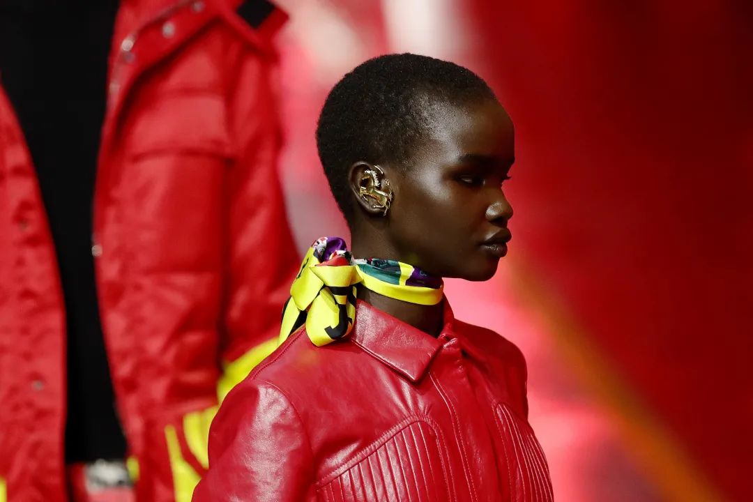 法拉利进军时装界2023年,法拉利高端奢侈品