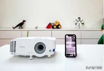 借助投影仪拍摄vlog,vlog好用的投影仪