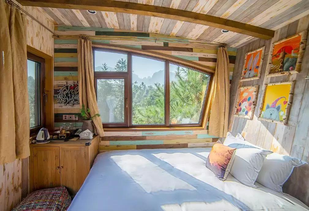 杭州1.5h就有不输清迈的丛林树屋