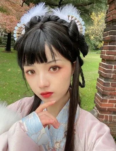 脚有洁癖，和牛屎自拍，公然卖假货，这些作死网红是时候该整治了