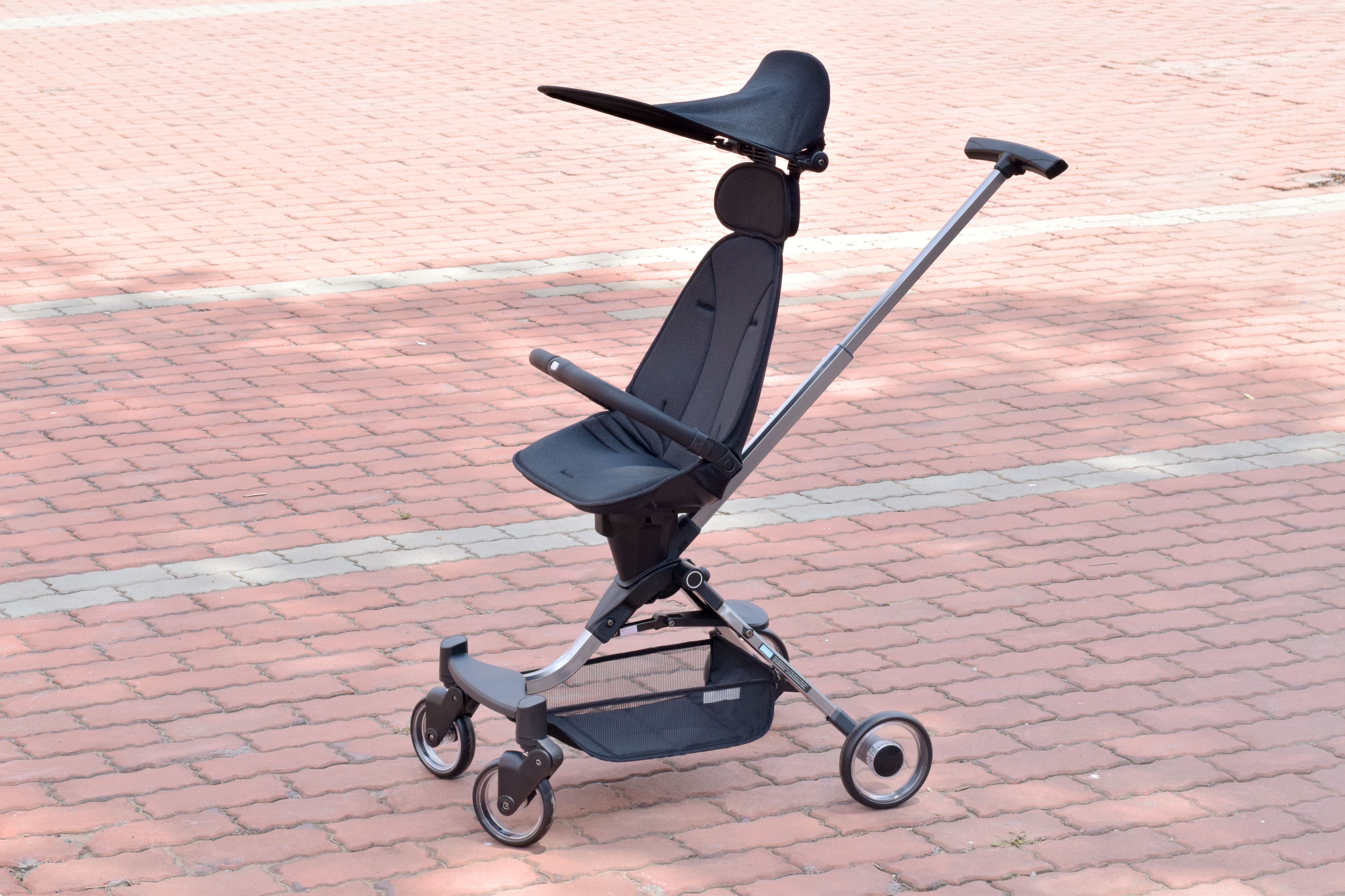 防侧翻设计,单手开合,小米推出首款轻便溜娃车,网友:价格合理