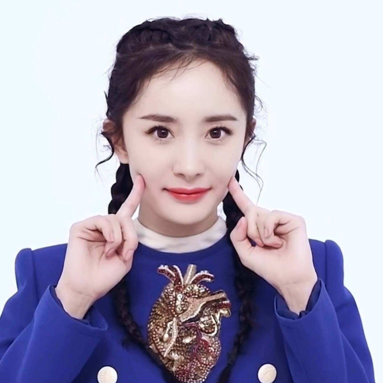 杨幂当年被黑得有多惨,杨幂所经历的血雨腥风