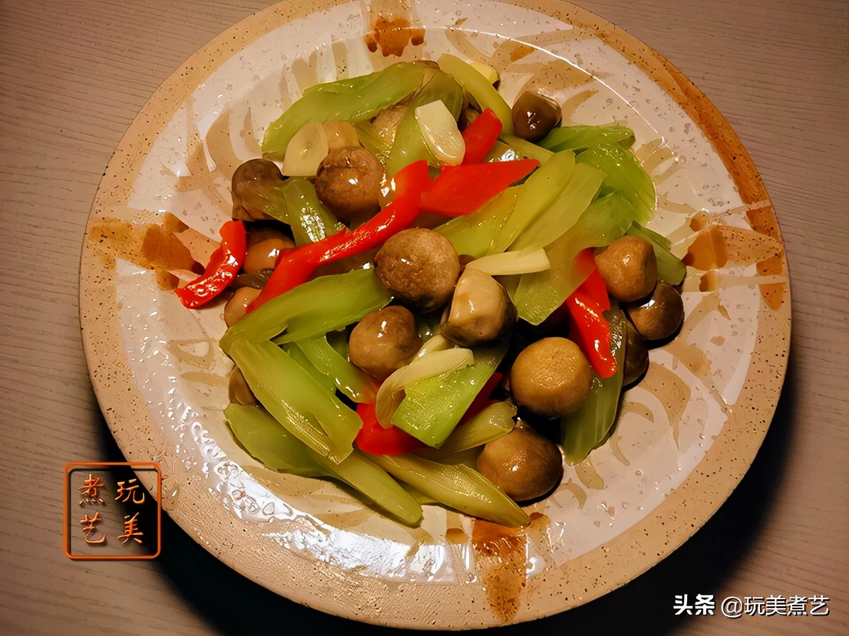 买回来的草菇怎样处理,买的草菇