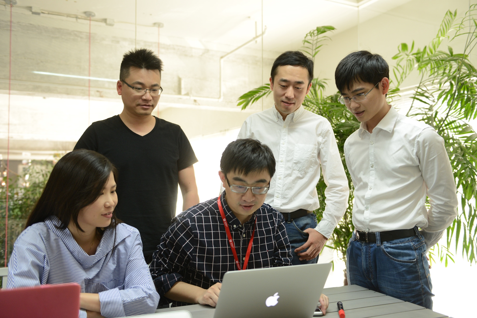 读书没用？腾讯招人年薪40万起步，国内企业招聘陷入“内卷”