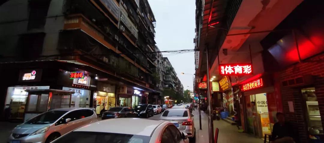 踩盘嘉樾庄,广州番禺市桥鸿禧华庭二手房价