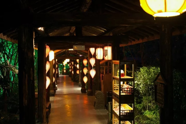 华清爱琴海国际温泉攻略,华清爱琴海温泉