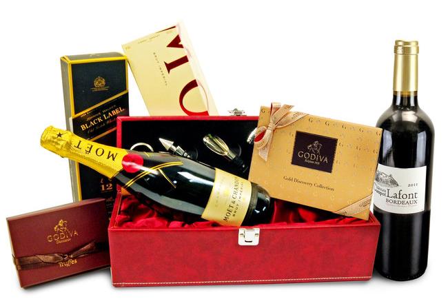 给男朋友生日礼物适合送衣服吗,军人男朋友生日礼物排行榜实用