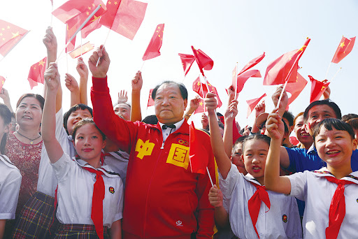 以前的中国奥运冠军现在怎么样了,目前最年轻的中国奥运冠军