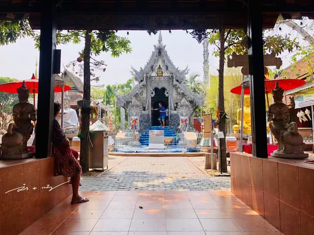 清迈县最神秘的寺庙,泰国清迈白色的寺庙叫什么