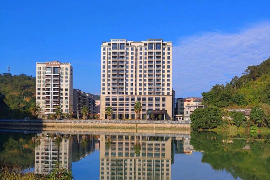 郁南千官镇乡村振兴,郁南县千官镇现任镇委书记