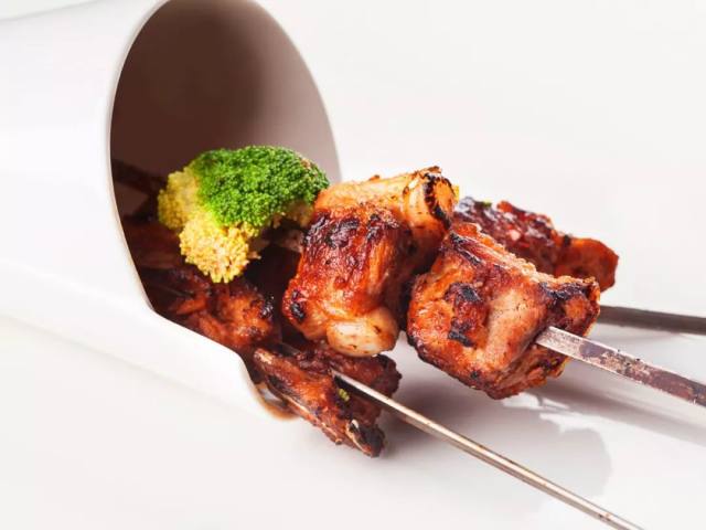 重庆观音桥希尔顿逸林酒店,重庆观音桥99元吃火锅