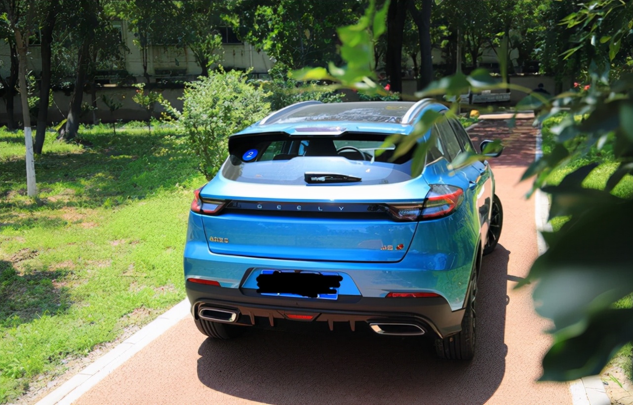 哈弗h6和吉利帝豪怎么选,吉利帝豪和哈弗h6哪个车好