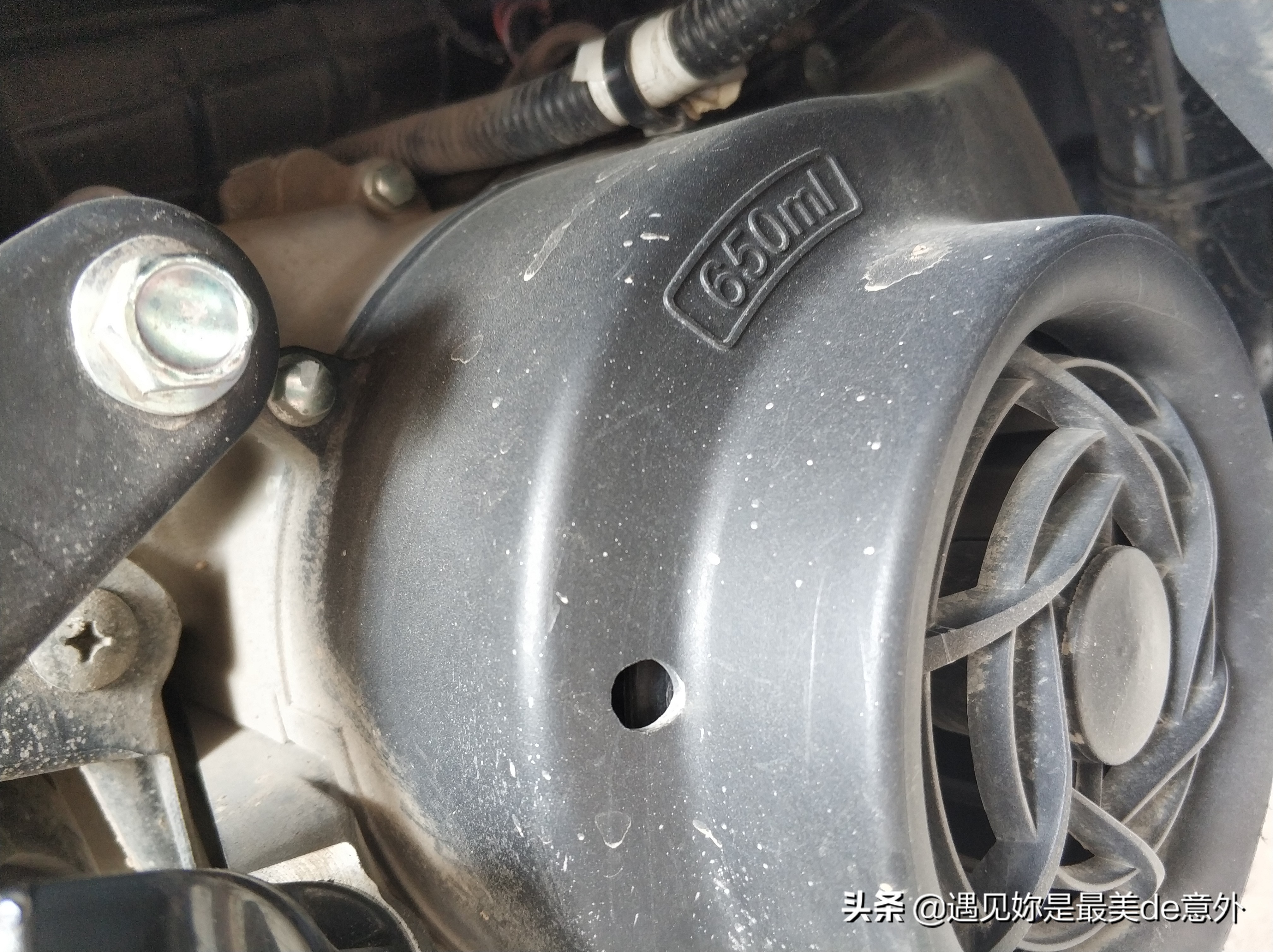 踏板摩托车齿轮油加多了会怎么样,踏板摩托车齿轮油多少公里换一次