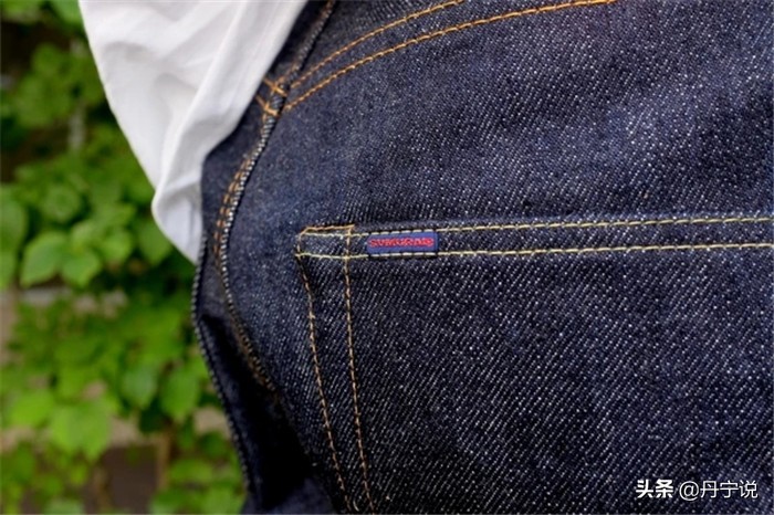 传统直筒裤型太肥了吗？日本武士品牌推出宽松锥形牛仔裤