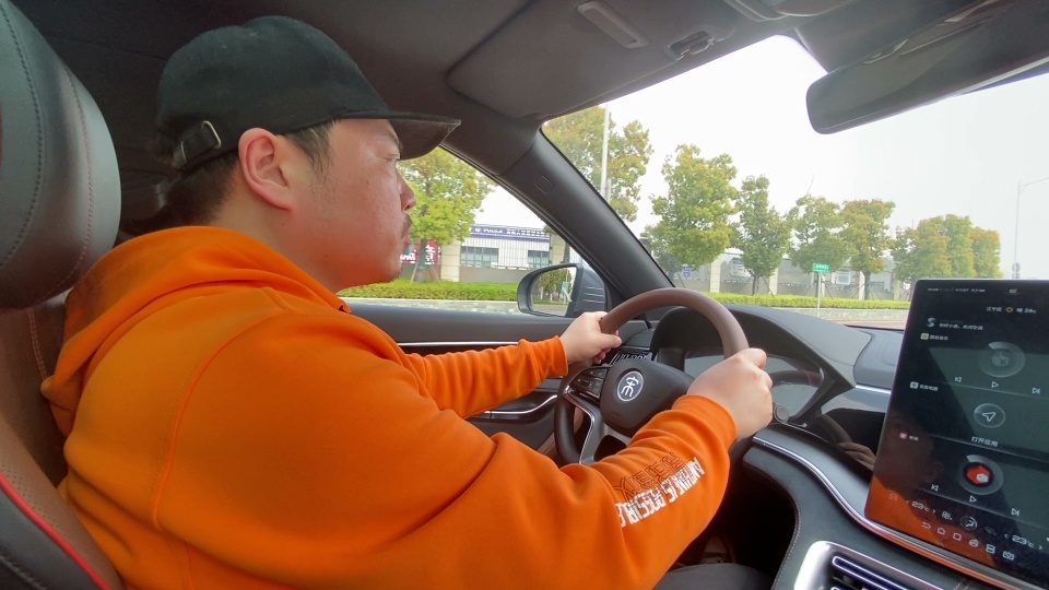 为什么宋plussuv销量那么低,宋plus的车身强度怎么样