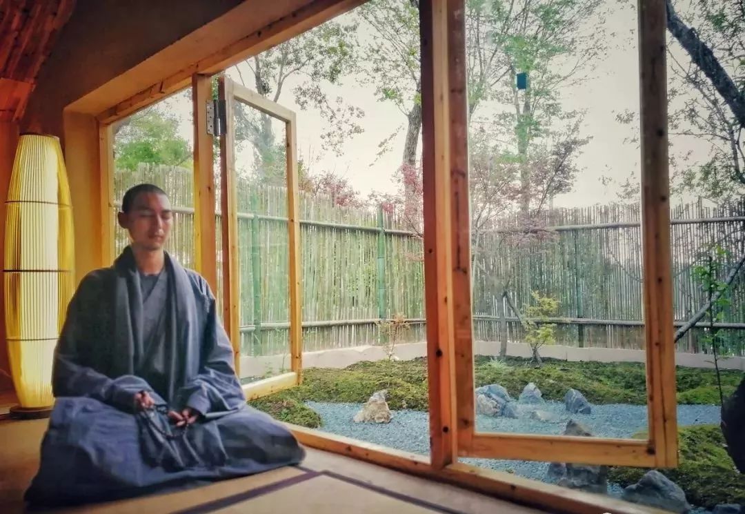 农村80后小两口,80后夫妻住进深山