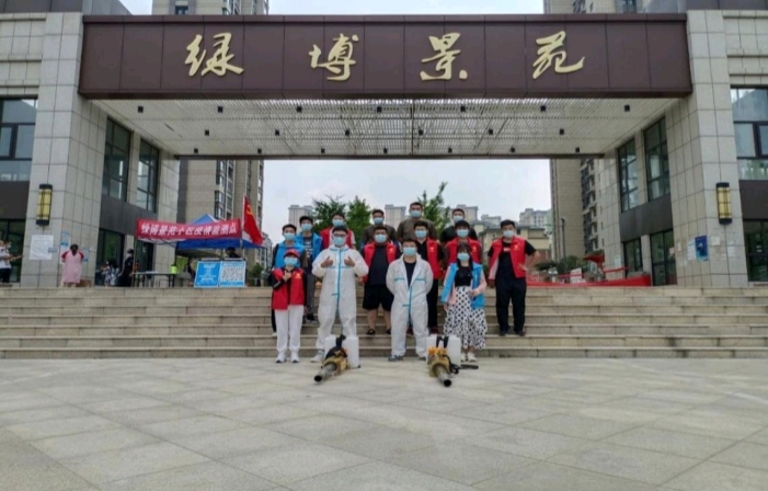 河南中牟：“怡馨”消杀防疫情志愿服务暖人心
