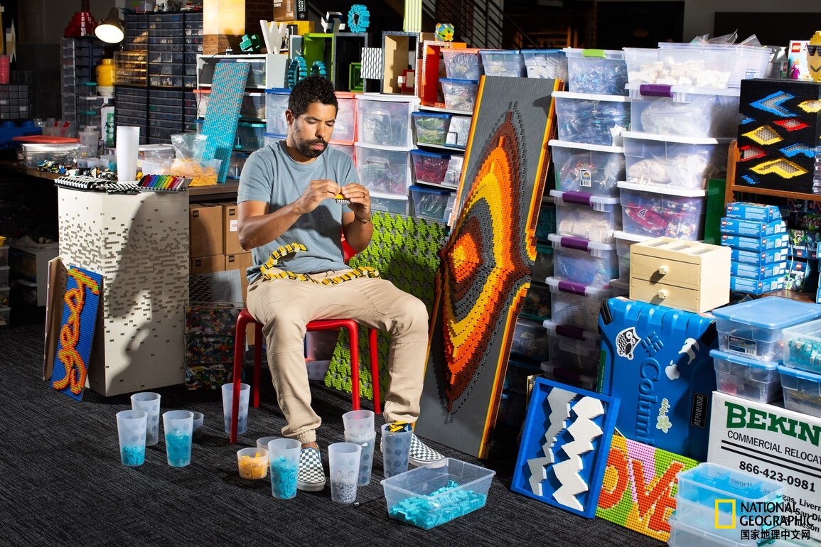 “异类小队”拯救乐高