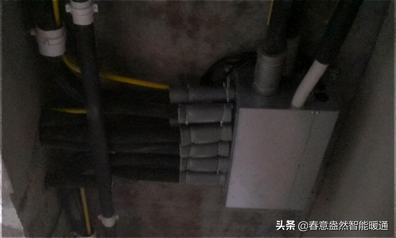 三菱中央空调用的是分歧管吗,三菱中央空调用分歧器吗