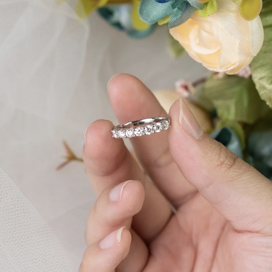 白金钻戒能以旧换新吗,白金钻石钻戒怎么回收