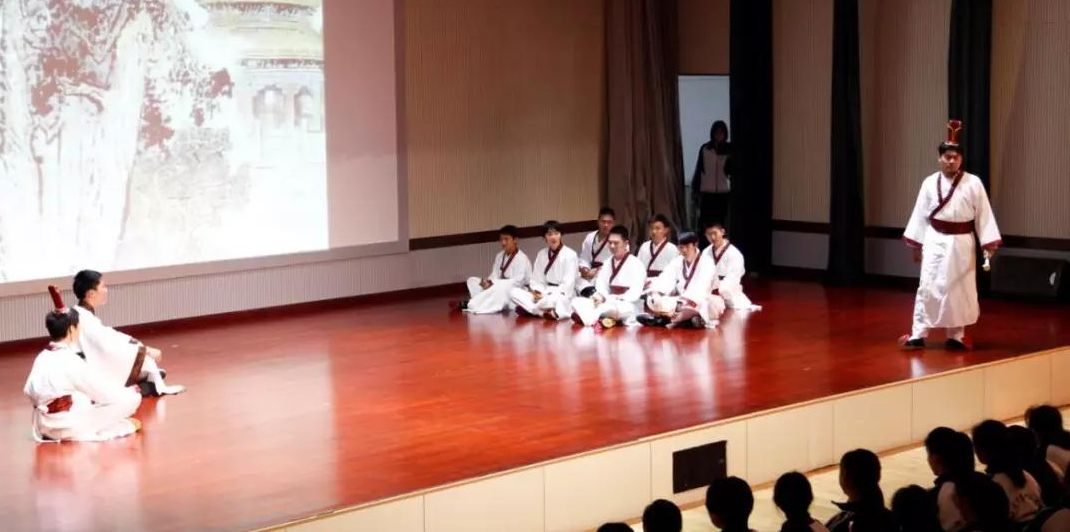 2019全景看高中|大十二，在感动中成长，为梦想远征