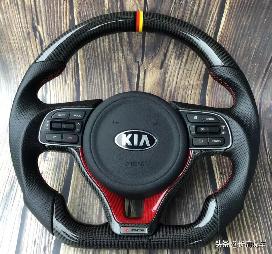 起亚k5是最美b级车吗,超高的颜值全新起亚k5海外实车