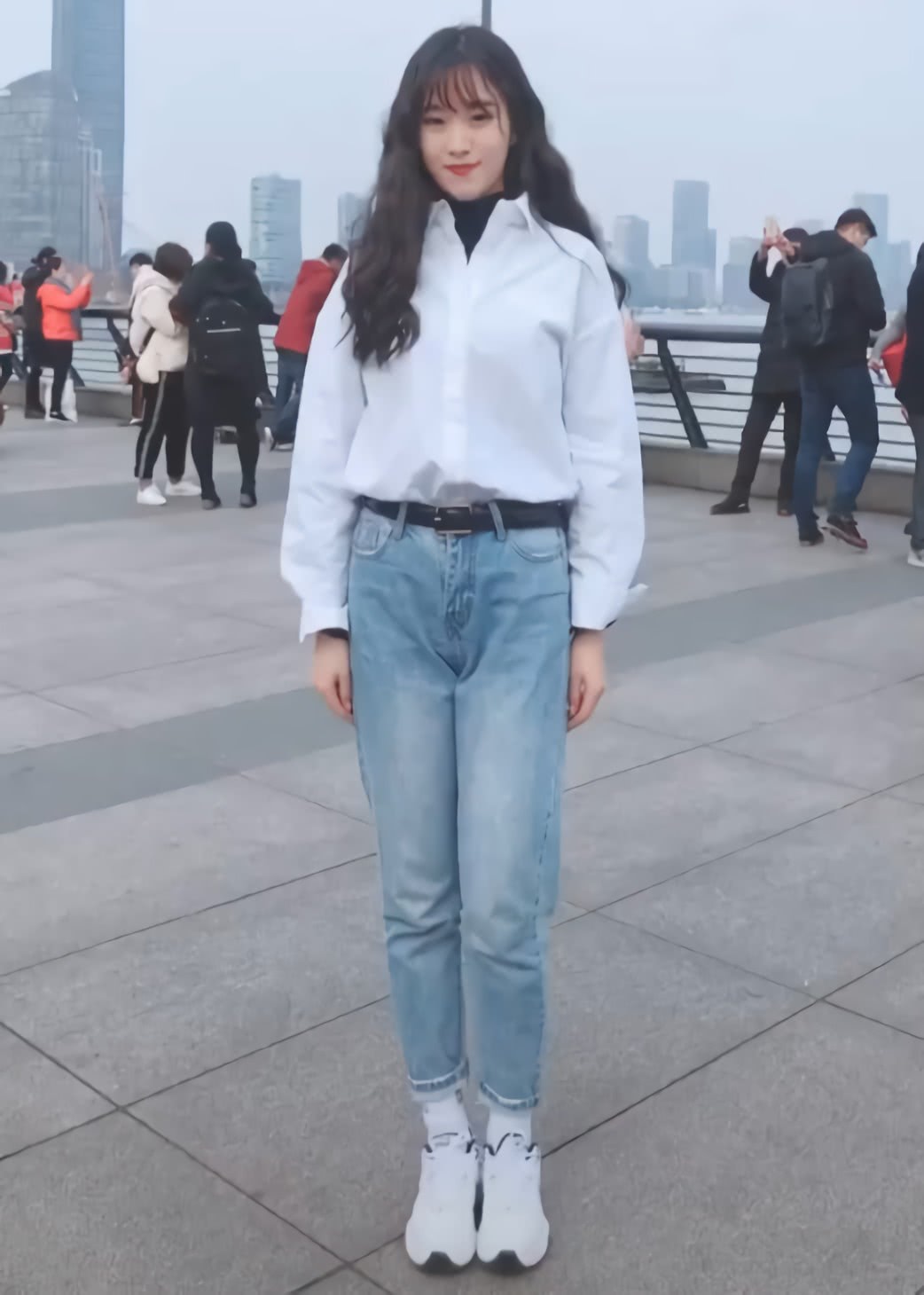 兔子鞋高帮搭配,兔子鞋应该怎么搭配