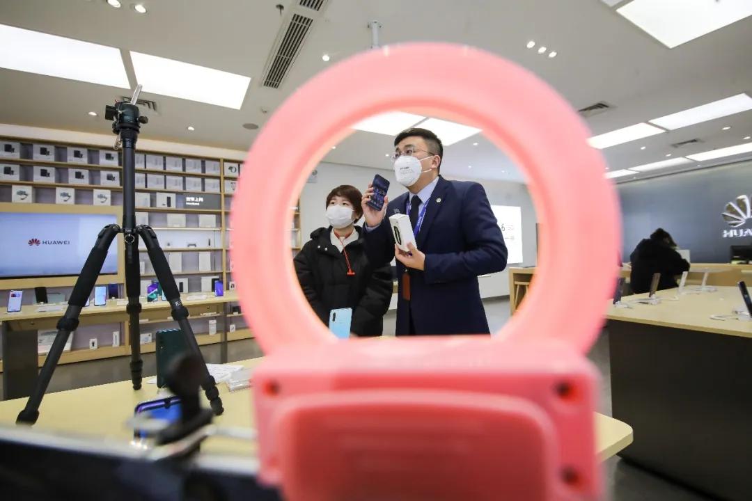 不是李佳琦，学会这四招也能成带货王