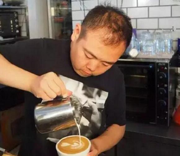 因一张照片一夜爆红的明星,因照片意外走红的人