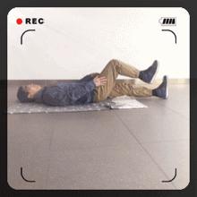 膝关节置换后的康复锻炼方法视频,膝盖痛锻炼膝盖的正确方法