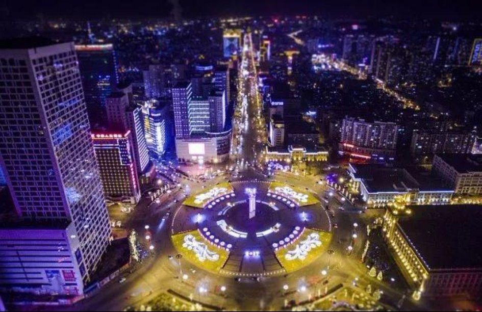 辽宁省鞍山市对比江西省吉安市怎么样？