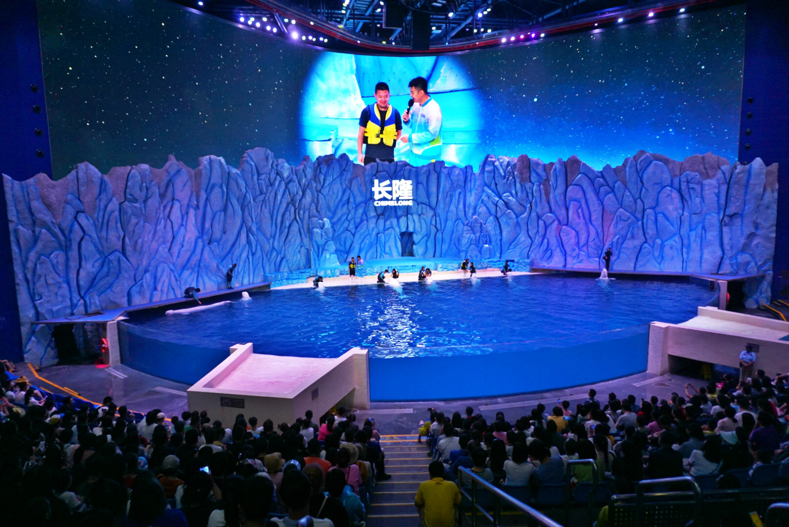 常州恐龙园和珠海长隆哪个好玩,珠海长隆海洋王国好玩吗